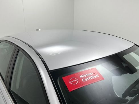 Used 2022 Nissan Altima 2.5 SR image 12