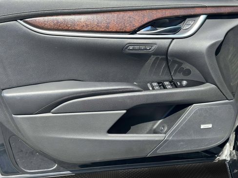 Used 2019 Cadillac XTS Luxury FWD image 19