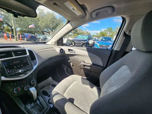 Used 2020 Chevrolet Sonic LT image 12