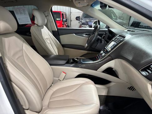 Used 2017 Lincoln MKX Select w/ Select Plus Package image 15