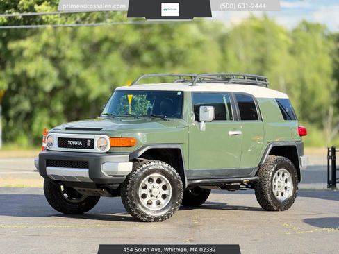 Used 2011 Toyota FJ Cruiser 4WD w/ Convenience Pkg image 30