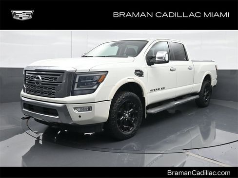 Used 2020 Nissan Titan SL w/ Moonroof Package image 1