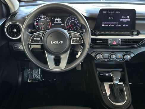 Used 2023 Kia Forte LXS w/ LXS Technology Package image 13