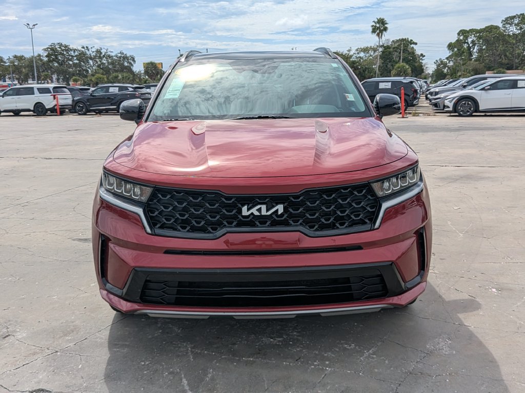 Used 2022 Kia Sorento S w/ Panoramic Sunroof Package FWD image 3