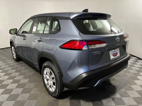 Certified 2026 Toyota Corolla Cross LE FWD image 7