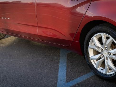 Used 2018 Chevrolet Impala LT w/ LT Convenience Package image 23