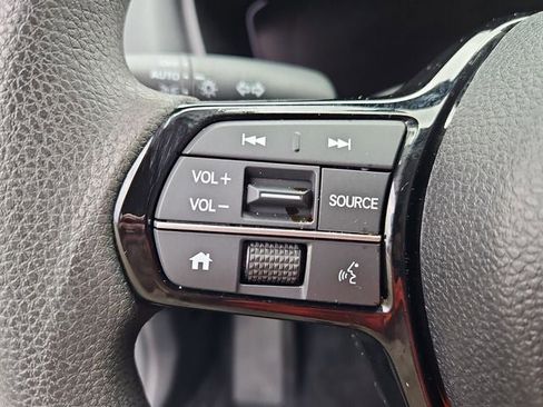Used 2025 Honda Civic LX image 24