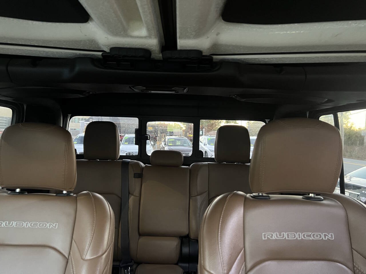 Used 2021 Jeep Gladiator Rubicon AWD/4WD image 38