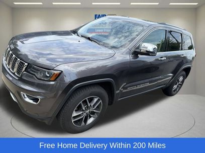 Used 2017 Jeep Grand Cherokee Limited w/ Luxury Group II
