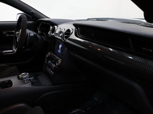 Used 2021 Ford Mustang Shelby GT500 w/ Carbon Fiber Track Pack image 81