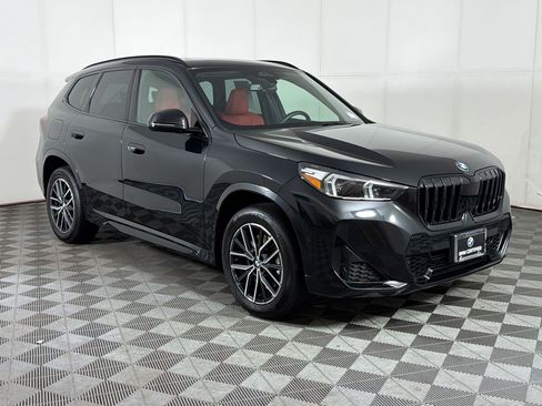 Used 2023 BMW X1 xDrive28i w/ M Sport Package AWD/4WD image 7