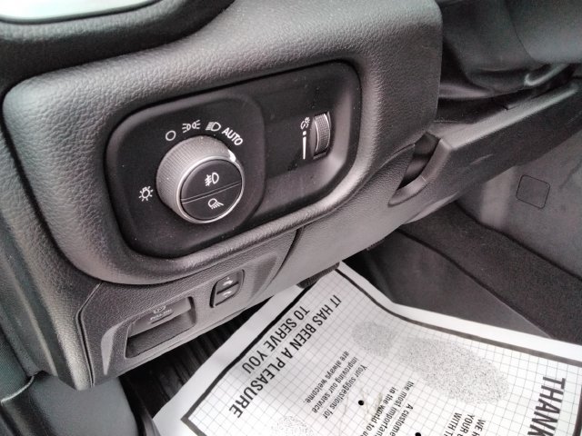 Used 2023 RAM 1500 Big Horn AWD/4WD image 28