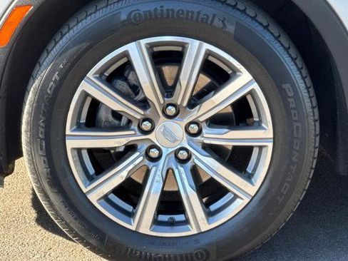 Used 2022 Cadillac XT4 Sport AWD/4WD image 43