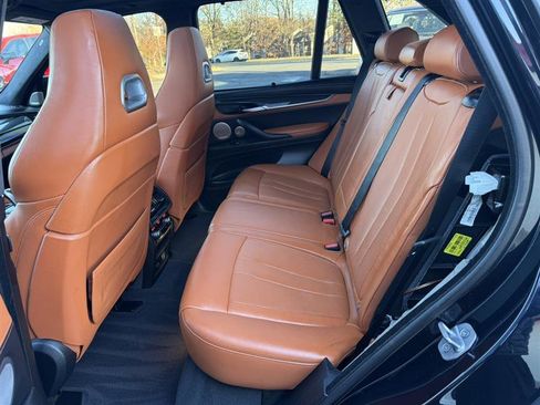 Used 2017 BMW X5 M image 22