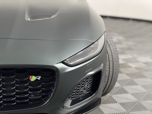 Used 2021 Jaguar F-TYPE R image 7
