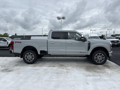 New 2026 Ford F350 Platinum w/ Platinum Plus Package AWD/4WD image 2