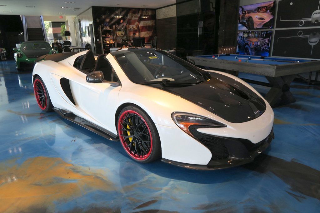 Used 2015 McLaren 650S Spider RWD image 1