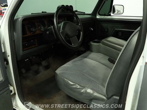 Used 1992 Dodge D/W Truck 250 AWD/4WD image 4