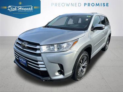 Used 2018 Toyota Highlander LE