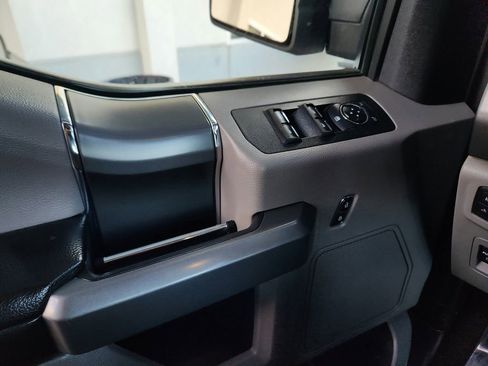 Used 2018 Ford F150 XLT w/ Equipment Group 302A Luxury AWD/4WD image 12