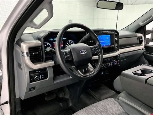Used 2023 Ford F250 XLT w/ FX4 Off-Road Package AWD/4WD image 17
