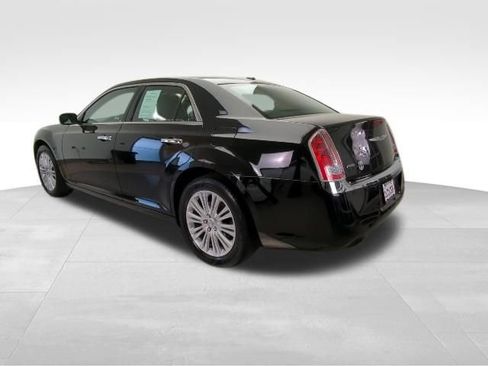 Used 2014 Chrysler 300 C w/ Light Group AWD/4WD image 5