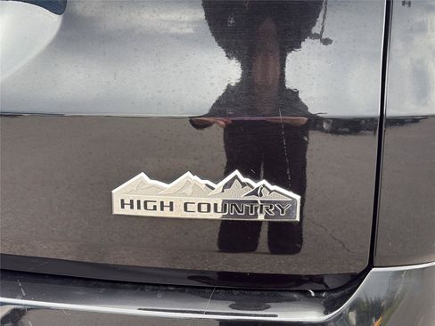 Used 2019 Chevrolet Traverse High Country AWD/4WD image 25