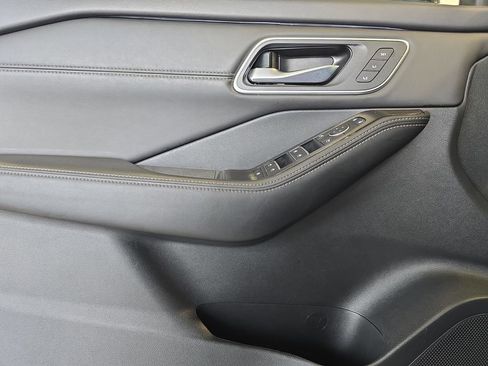 Used 2024 Nissan Rogue Platinum w/ Platinum Premium Package FWD image 29