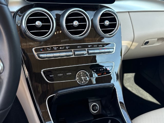 Used 2021 Mercedes-Benz C 300 Sedan image 16