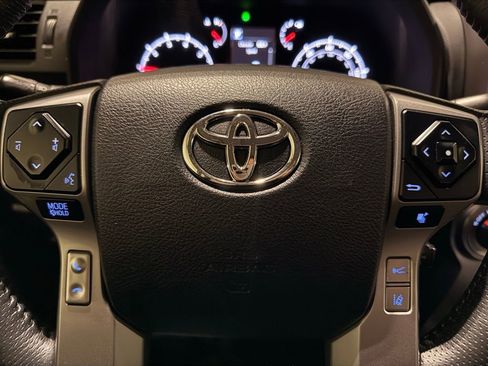 Used 2020 Toyota 4Runner SR5 Premium image 20