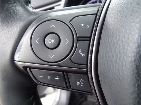 Used 2024 Toyota Camry SE w/ Cold Weather Package FWD image 18