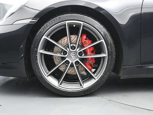 Certified 2020 Porsche 911 Carrera 4 AWD/4WD image 8