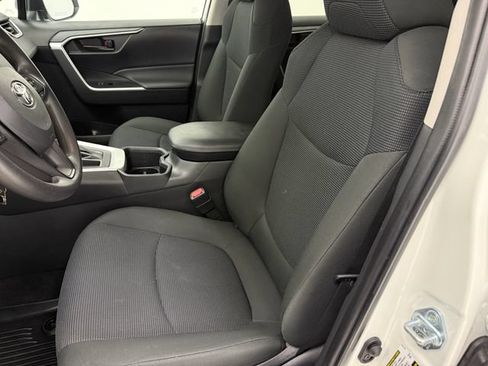 Used 2023 Toyota RAV4 LE FWD image 25