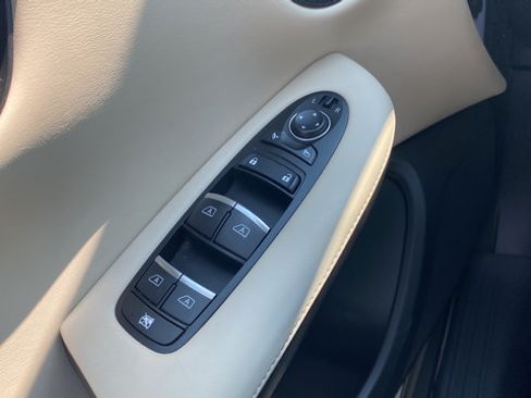 Used 2022 INFINITI QX50 Luxe AWD/4WD image 20