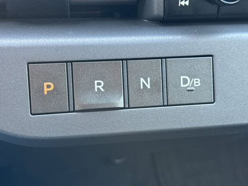 New 2026 Nissan Leaf w/ Illuminated Package image 18