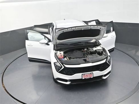 Used 2023 Kia Sportage EX image 36