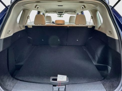 Used 2021 Nissan Rogue SV AWD/4WD image 24