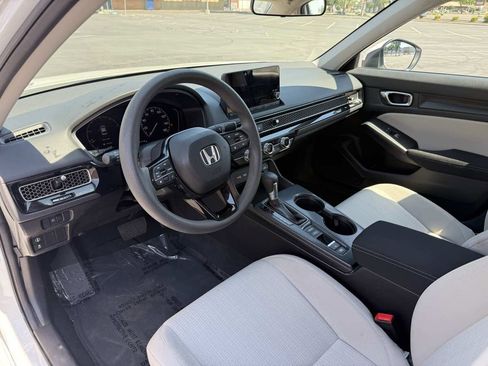 Used 2022 Honda Civic LX image 13