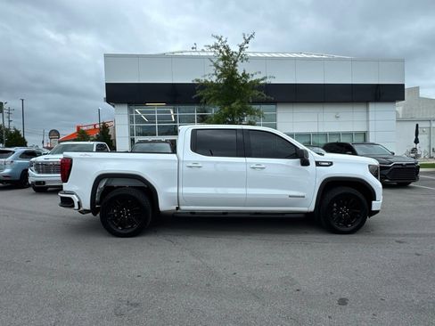 Used 2026 GMC Sierra 1500 Elevation w/ Elevation Select Package AWD/4WD image 8