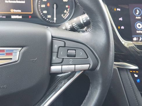Used 2022 Cadillac XT6 Premium Luxury w/ Technology Package FWD image 30
