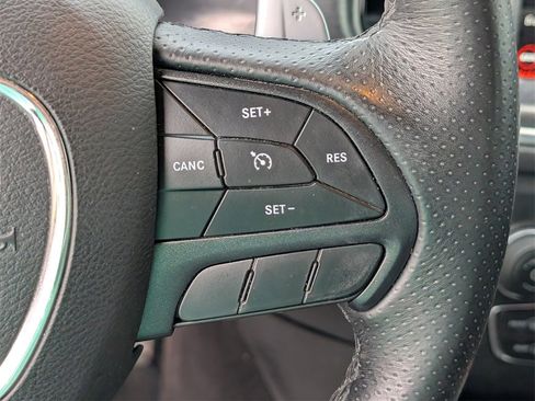 Used 2018 Dodge Charger R/T image 19