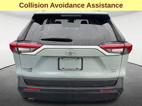 Used 2019 Toyota RAV4 XLE image 9