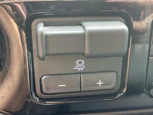 Used 2026 Chevrolet Silverado 1500 RST AWD/4WD image 28