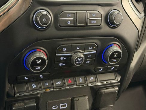 Used 2021 Chevrolet Silverado 1500 RST w/ Convenience Package II AWD/4WD image 15