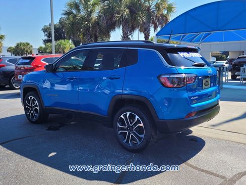 Used 2022 Jeep Compass Limited image 3