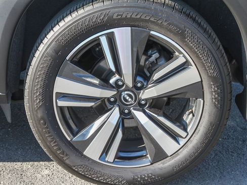 Used 2023 Nissan Rogue Platinum w/ Platinum Premium Package image 13