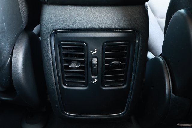 Used 2020 Dodge Durango SXT RWD image 28