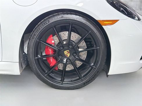 Certified 2025 Porsche 718 Cayman GTS RWD image 14