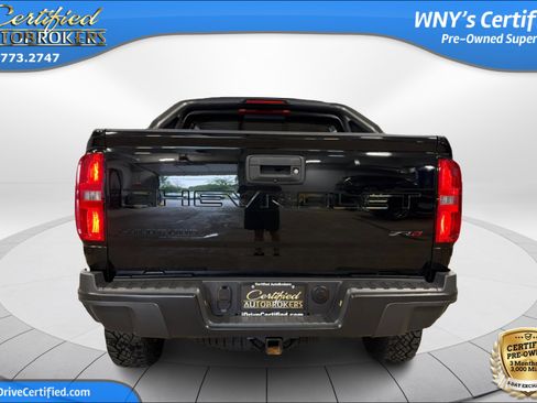 Used 2022 Chevrolet Colorado ZR2 w/ ZR2 Midnight Special Edition AWD/4WD image 7