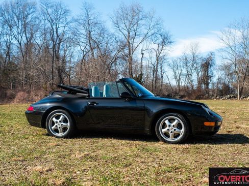 Used 1995 Porsche 911 Carrera RWD image 2